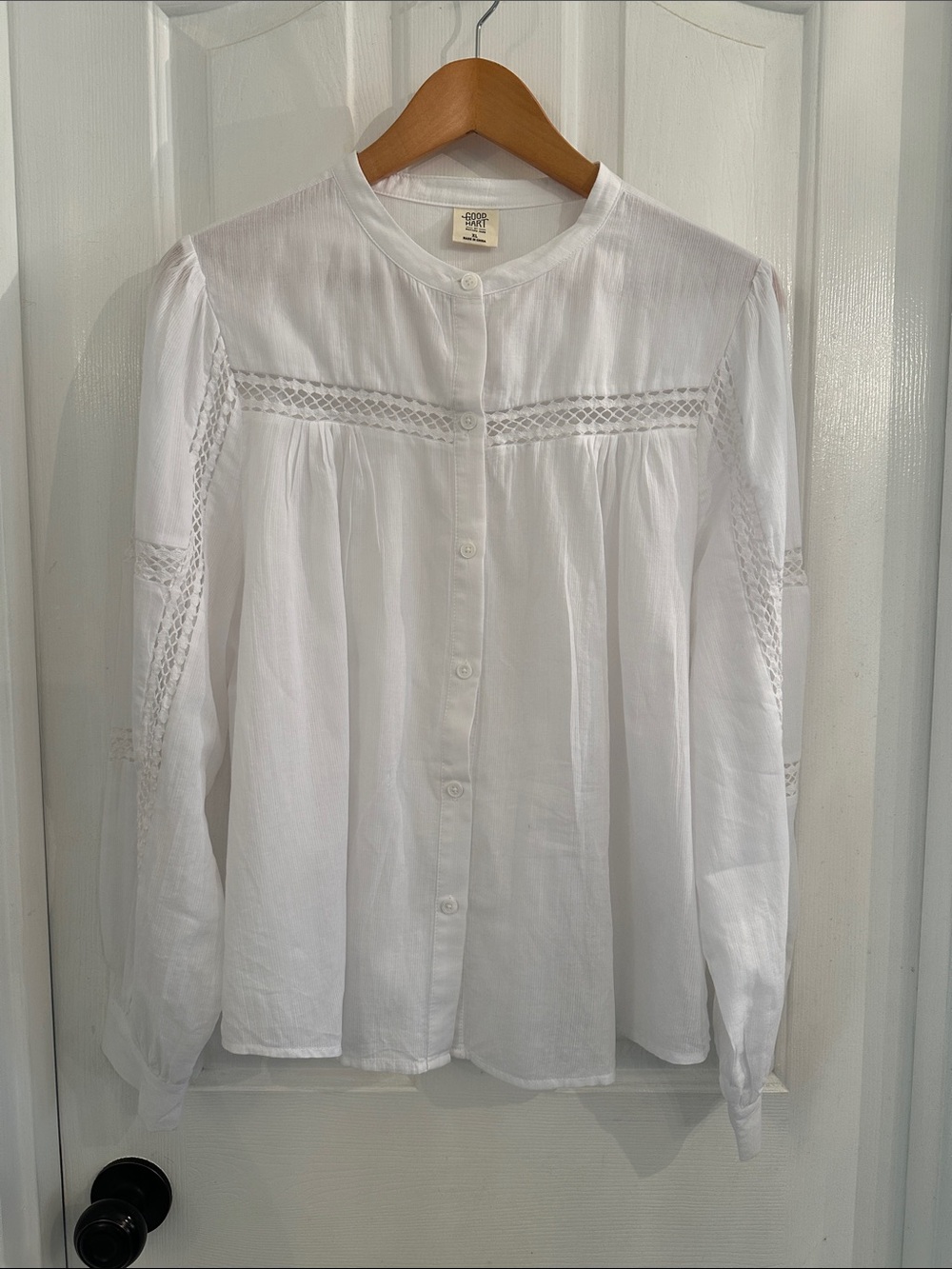 Good Hart White Cotton Lace-Trim Button Down Blouse
